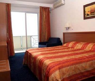 фото отеля Hotel Petka