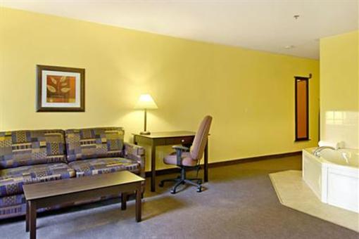 фото отеля Super 8 Motel Midland (Canada)