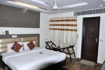 фото отеля Daanish Residency Hotel New Delhi