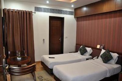 фото отеля Daanish Residency Hotel New Delhi