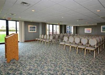 фото отеля Shoreline Inn & Suites Muskegon