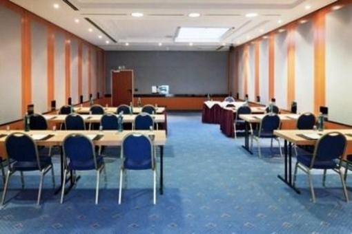 фото отеля Holiday Inn Düsseldorf Airport Ratingen