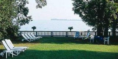 фото отеля Hotel Villa Capri Gardone Riviera