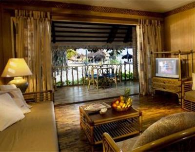 фото отеля Maribago Bluewater Beach Resort