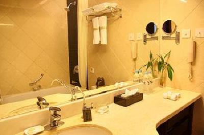 фото отеля Gurong Hotel