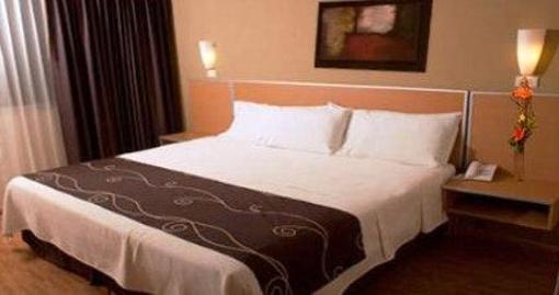 фото отеля Hotel Kasa Express
