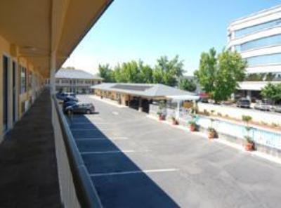 фото отеля BEST WESTERN Town House Lodge