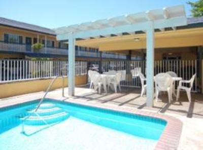 фото отеля BEST WESTERN Town House Lodge