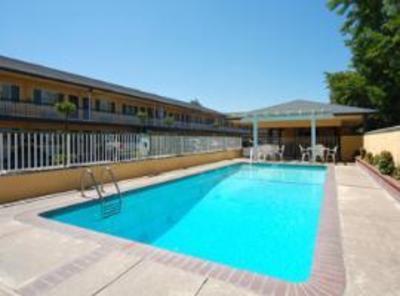 фото отеля BEST WESTERN Town House Lodge