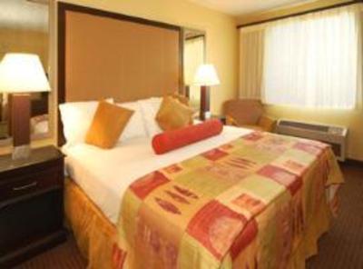фото отеля BEST WESTERN Town House Lodge