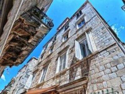 фото отеля Old Town Finest Posat