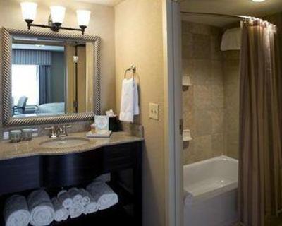 фото отеля Four Points by Sheraton Knoxville Cumberland House