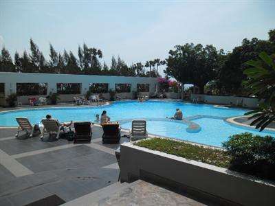 фото отеля Apartment Friendly Jomtien Plaza Condotel