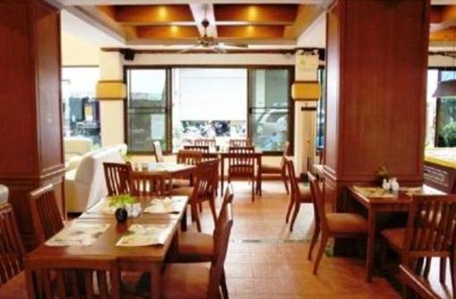 фото отеля Patong Beach Lodge Phuket