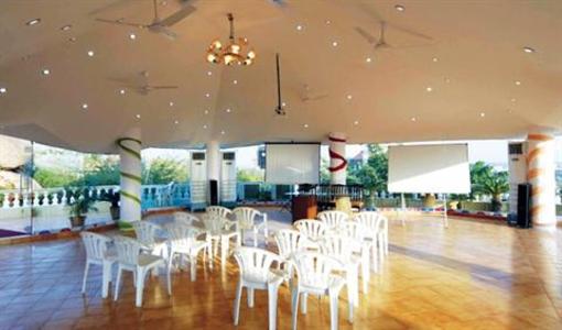 фото отеля Country Club Medcha