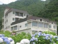 Shoji Mount Hotel