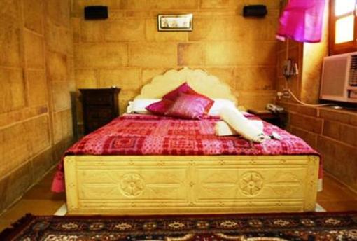 фото отеля Hotel Shahi Palace