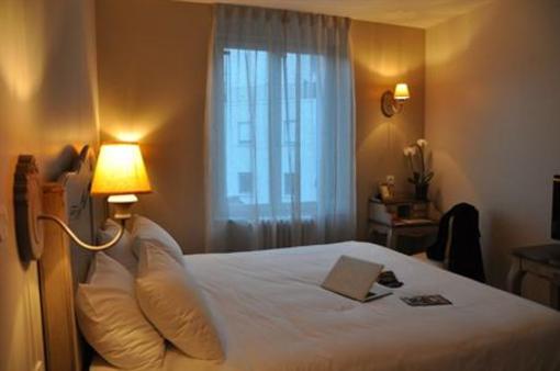 фото отеля Inter-Hotel Des Poemes De Chartres