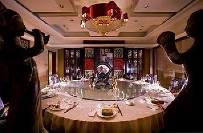 фото отеля Huachen International Hotel