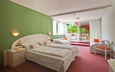 фото отеля Savoy Palace Hotel