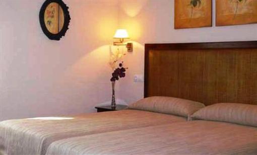 фото отеля Hostal Rural Moratin