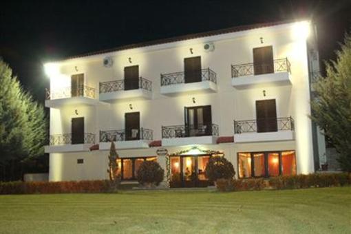 фото отеля Aroanios Hotel