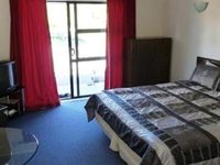 Waiuku Lodge Motel