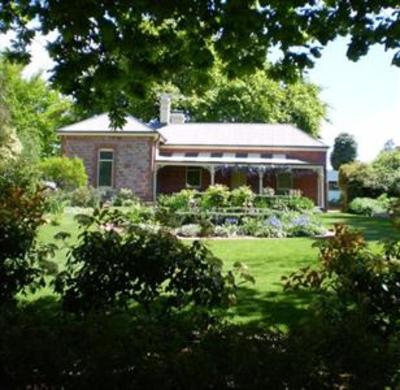 фото отеля Dumas House