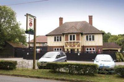 фото отеля Premier Inn Lymington
