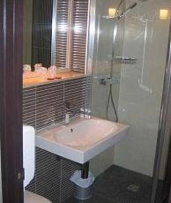 фото отеля Hotel Marmotte Sable Sur Sarthe