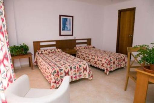 фото отеля Hostal Costa Blanca Ibiza