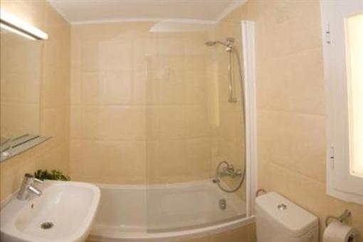 фото отеля Hostal Costa Blanca Ibiza