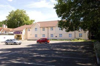 фото отеля Premier Inn Twin Bridges Bracknell