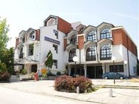 Novi Palas Hotel