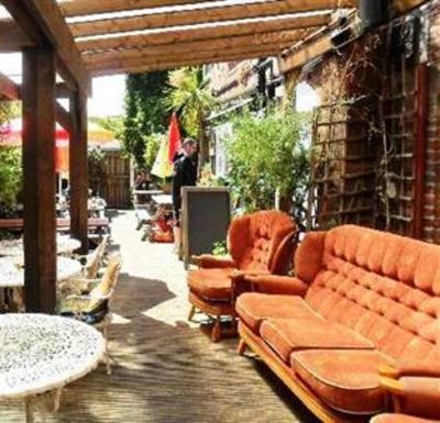 фото отеля The Black Bear Hotel