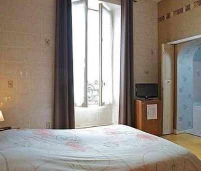 фото отеля Logis Le Castel De Larralde
