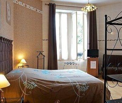 фото отеля Logis Le Castel De Larralde
