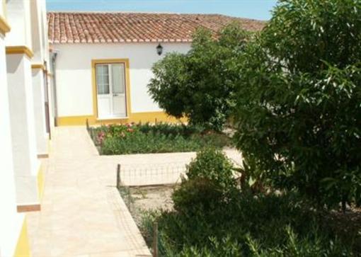 фото отеля Agro Turismo Monte Das Tojosas