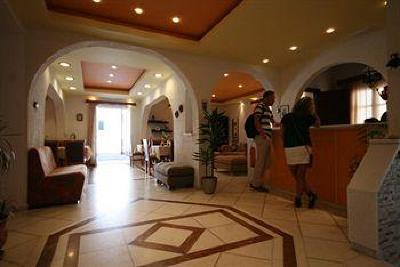 фото отеля Hotel Iliovasilema