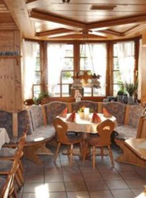 фото отеля Lowen Hotel & Restaurant Wendlingen