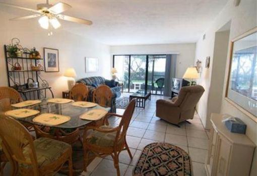 фото отеля Paradise Vacation Rentals Holmes Beach