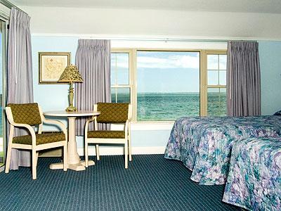 фото отеля Seaside Inn Falmouth