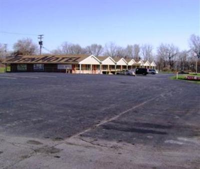 фото отеля Tiffin Motel