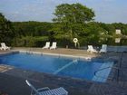 фото отеля CapeWind Waterfront Resort