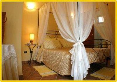 фото отеля Rita And Renzo Bed And Breakfast Riola Sardo