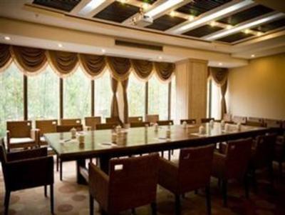 фото отеля Chongzuo Old Kapok Hotel