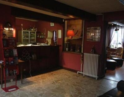 фото отеля Hostellerie du Lion d'Or Beaumont-le-Roger