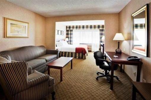 фото отеля Holiday Inn Express Hotel & Suites Toronto Mississauga