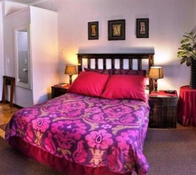 фото отеля La Rochelle Inn