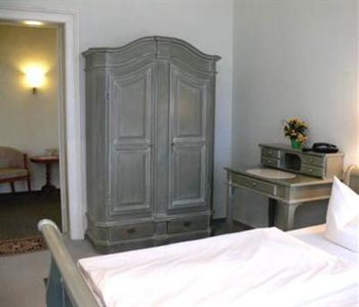 фото отеля Hotel Rosenhof Ostseebad Kuhlungsborn